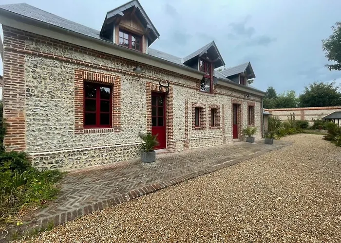 Gite Les Roches D\'Etigues
